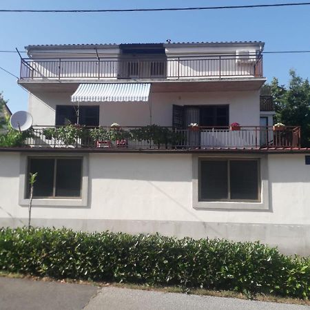 Apartment Filipovic Buzdohanj Exterior foto
